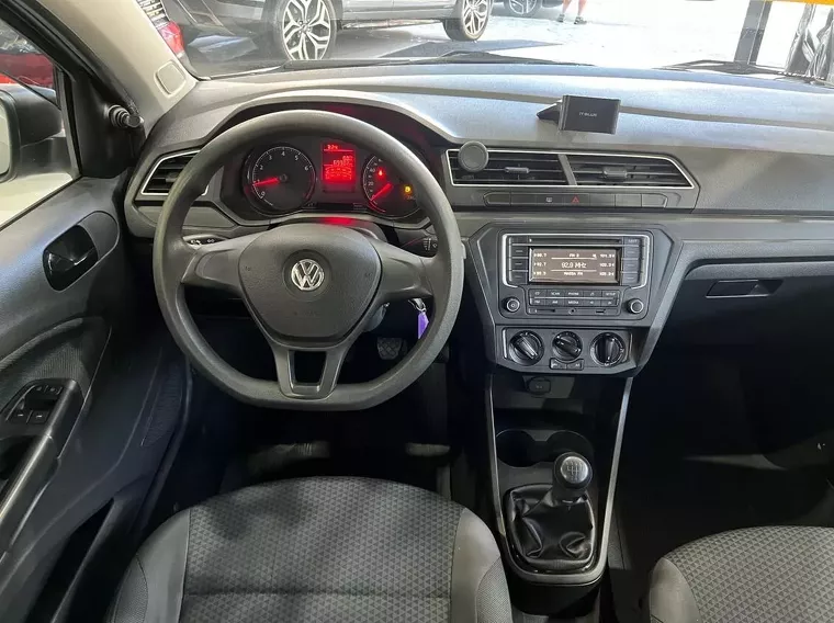 Volkswagen Voyage Prata 14