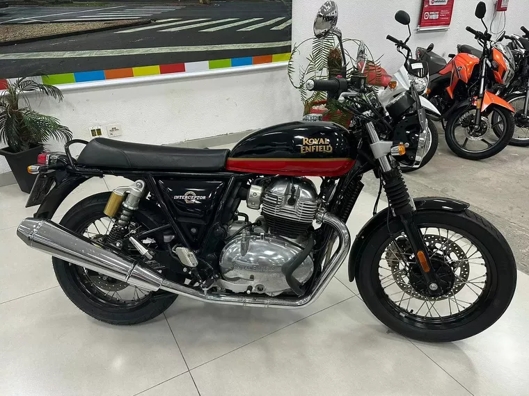 Royal Enfield Interceptor Preto 6