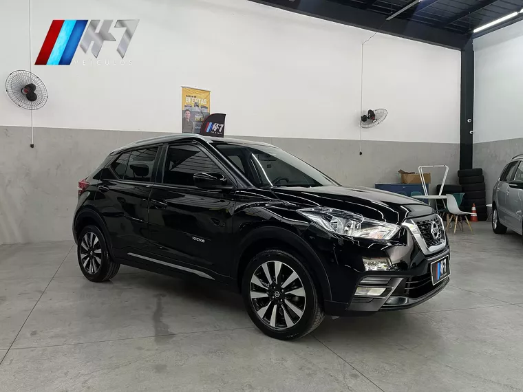 Nissan Kicks Preto 1