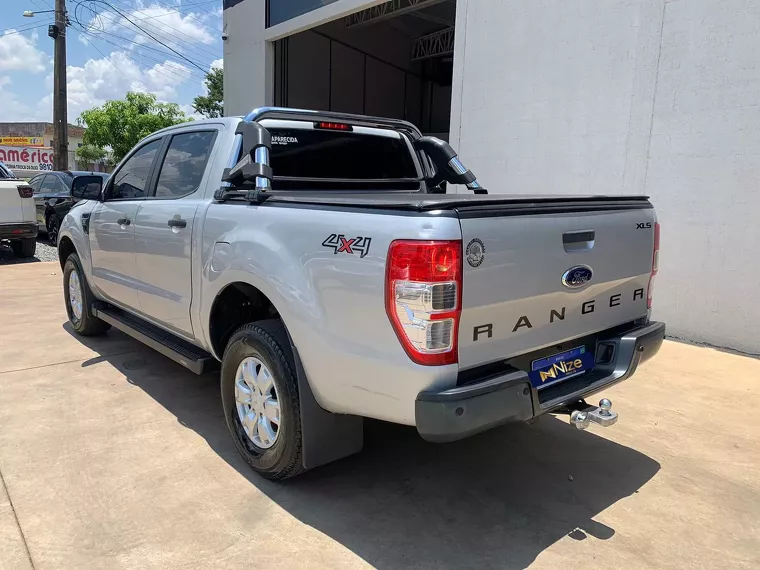 Ford Ranger Cinza 14