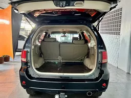 Toyota Hilux SW4