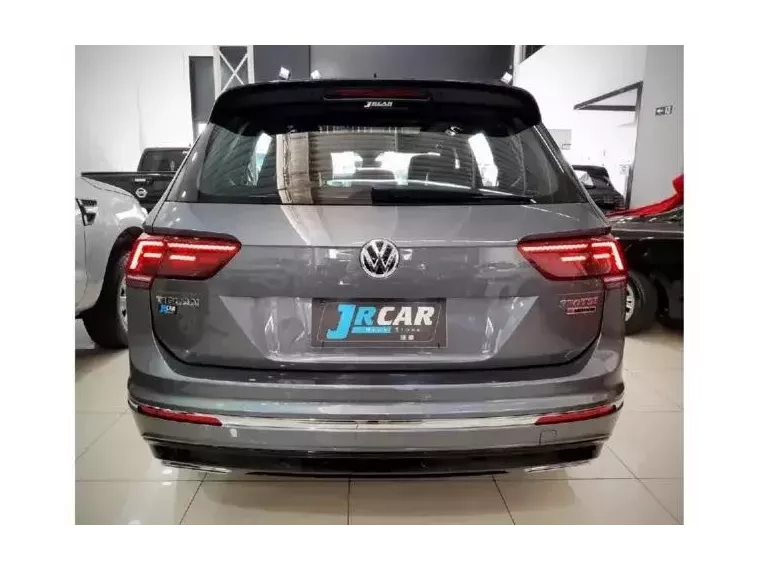 Volkswagen Tiguan Cinza 2