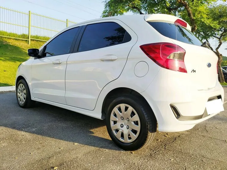 Ford KA Branco 8