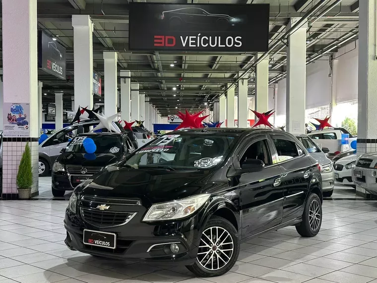 Chevrolet Onix Preto 2