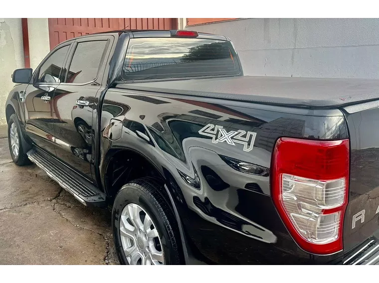 Ford Ranger Preto 4