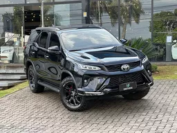 Toyota Hilux SW4
