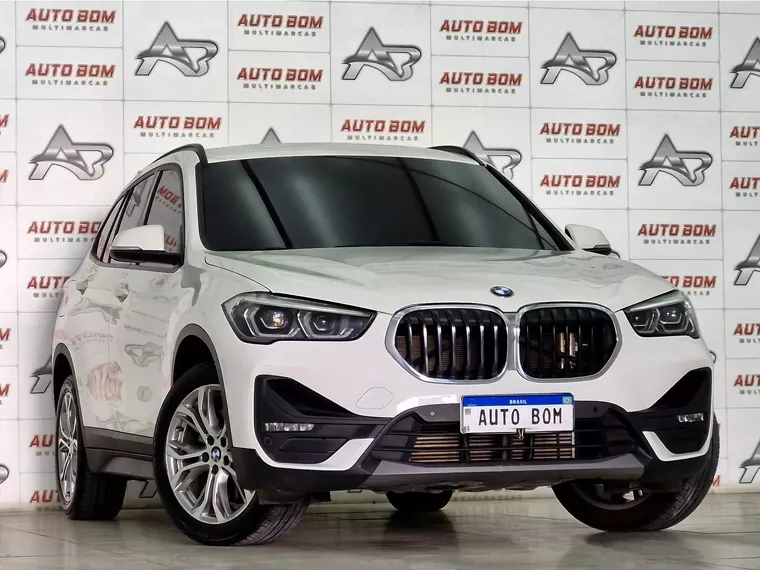 BMW X1 Branco 4