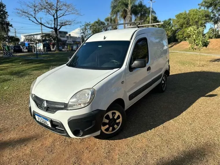 Renault Kangoo Branco 7