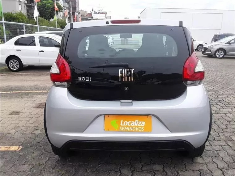 Fiat Mobi Prata 7