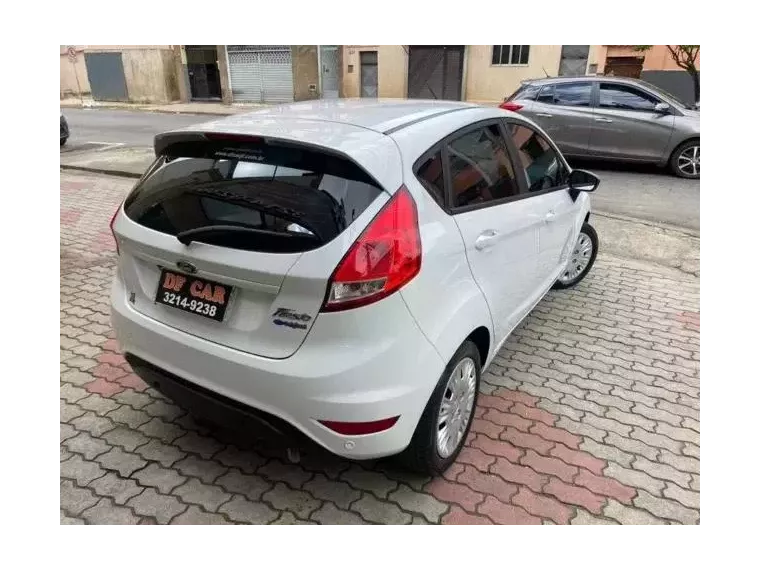 Ford Fiesta Branco 6