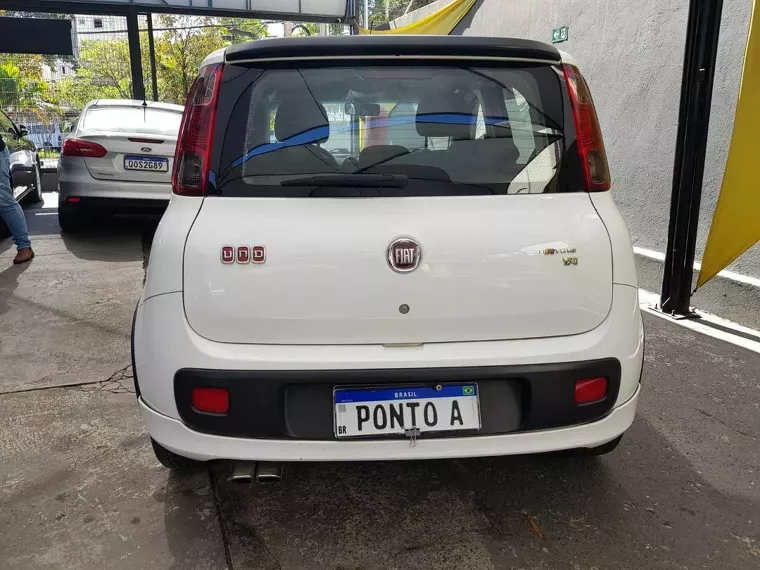 Fiat Uno Branco 2