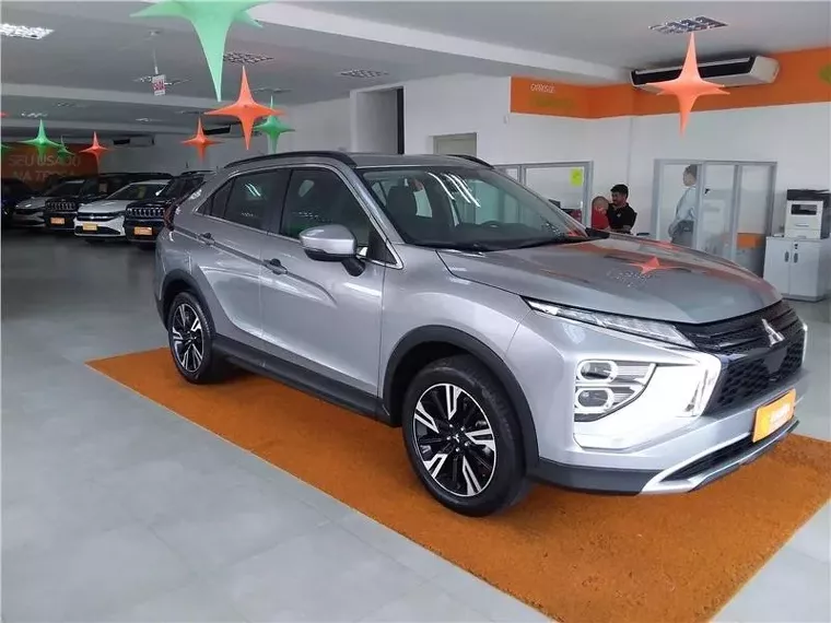 Mitsubishi Eclipse Cross Prata 5