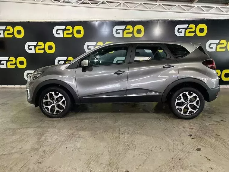 Renault Captur Cinza 8