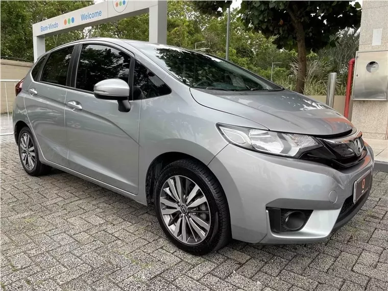 Honda FIT Prata 3