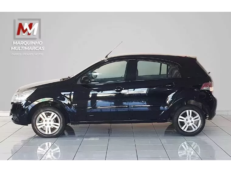 Chevrolet Agile Preto 7