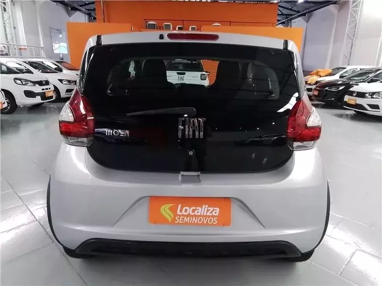 Fiat Mobi Prata 2