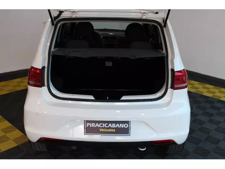 Volkswagen Fox Branco 14