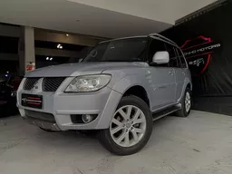 Mitsubishi Pajero TR4