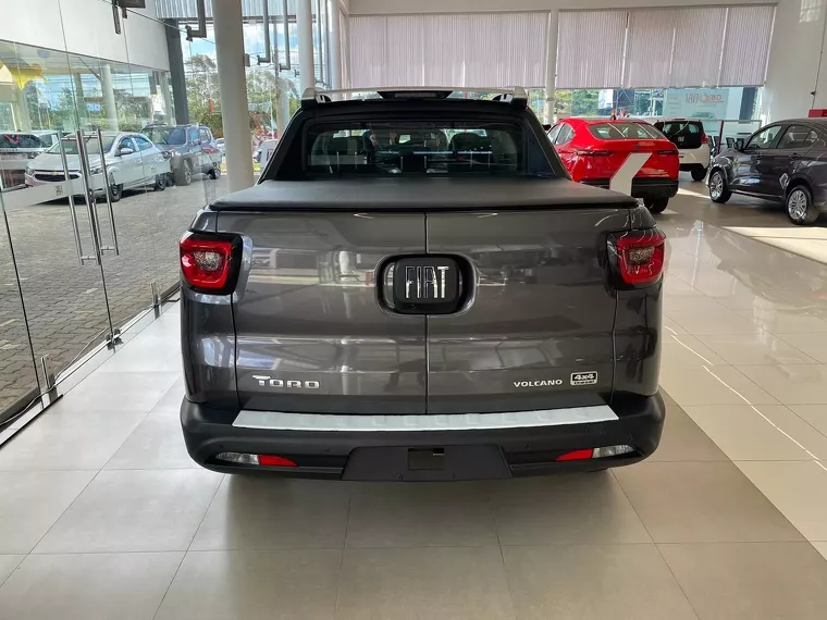 Fiat Toro Cinza 4