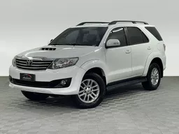 Toyota Hilux SW4