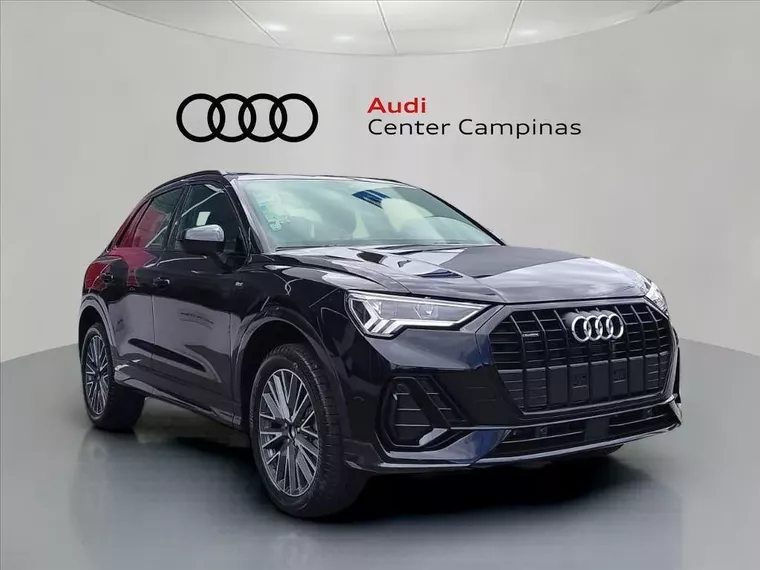 Audi Q3 Preto 8