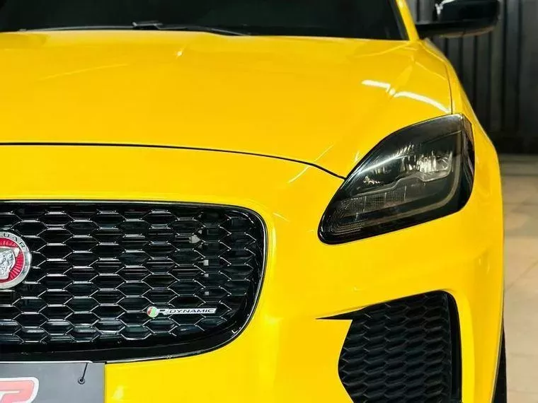 Jaguar E-pace  Amarelo 6