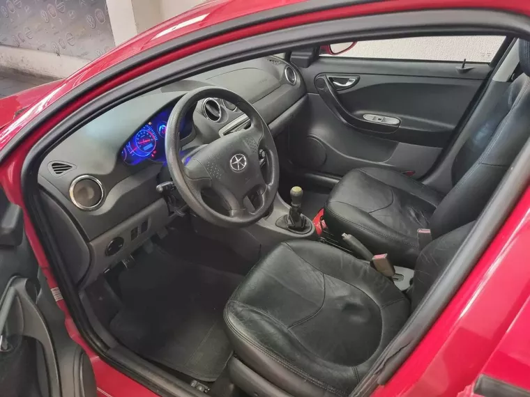 Toyota Yaris Vermelho 44