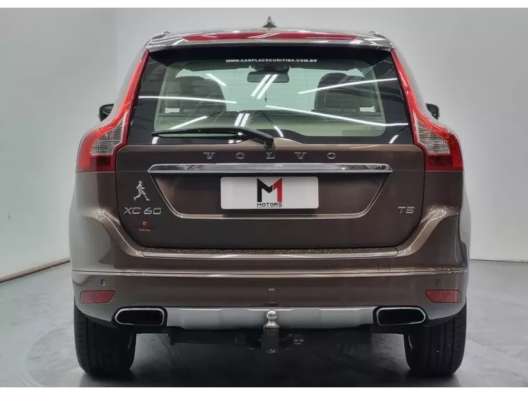 Volvo XC60 Marrom 8