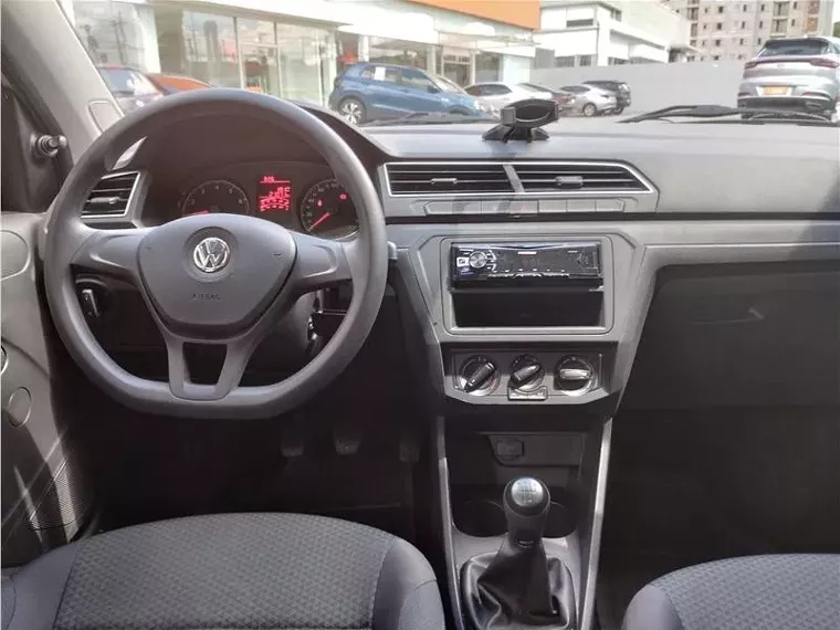 Volkswagen Voyage Branco 13