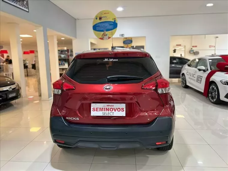 Nissan Kicks Vermelho 4