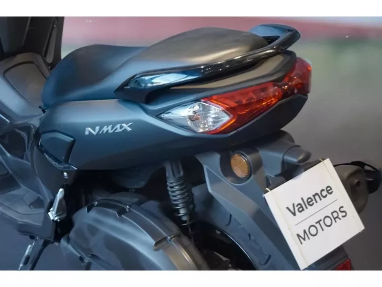 Yamaha Nmax Preto 18