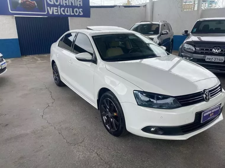 Volkswagen Jetta Branco 1