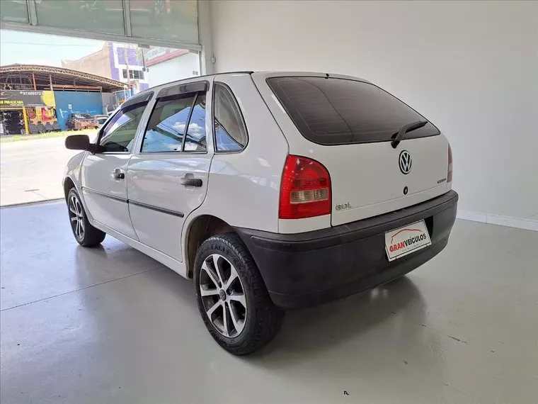 Volkswagen Gol Branco 3