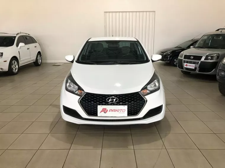 Hyundai HB20S Branco 10