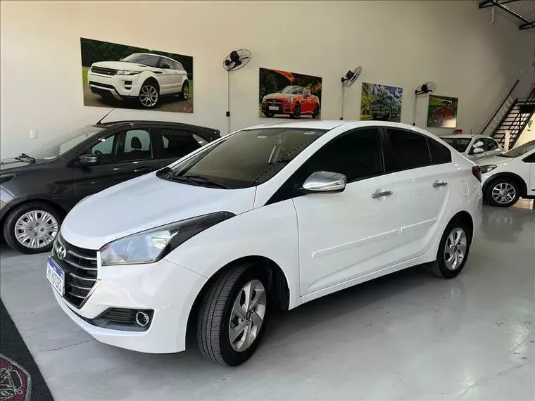 Hyundai HB20S Branco 1