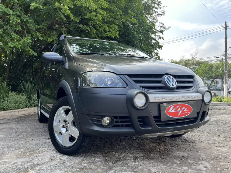 Volkswagen Crossfox Cinza 4