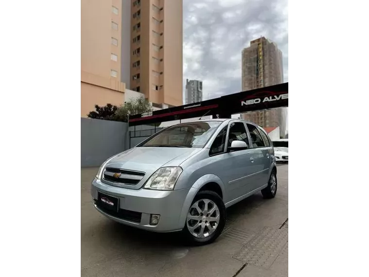 Chevrolet Meriva Prata 2