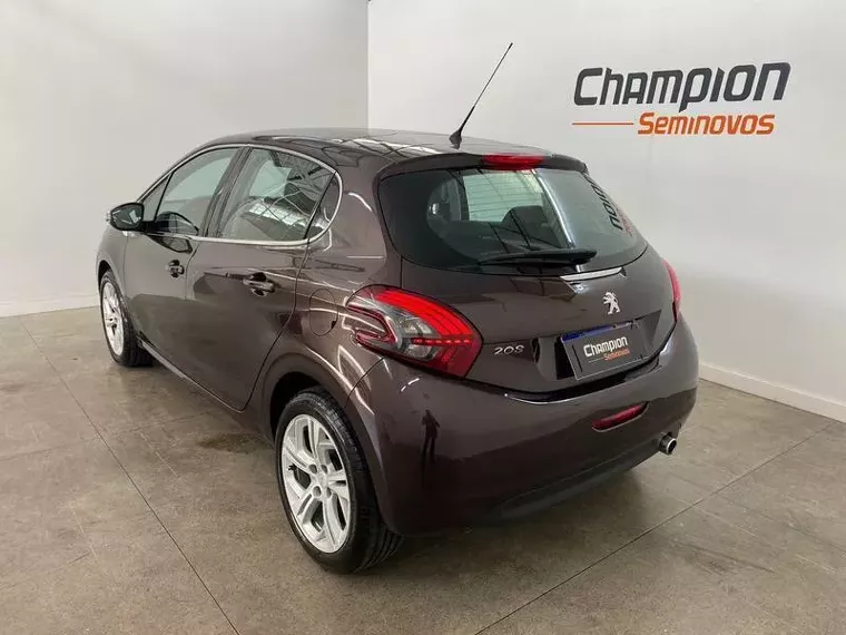 Peugeot 208 Marrom 10