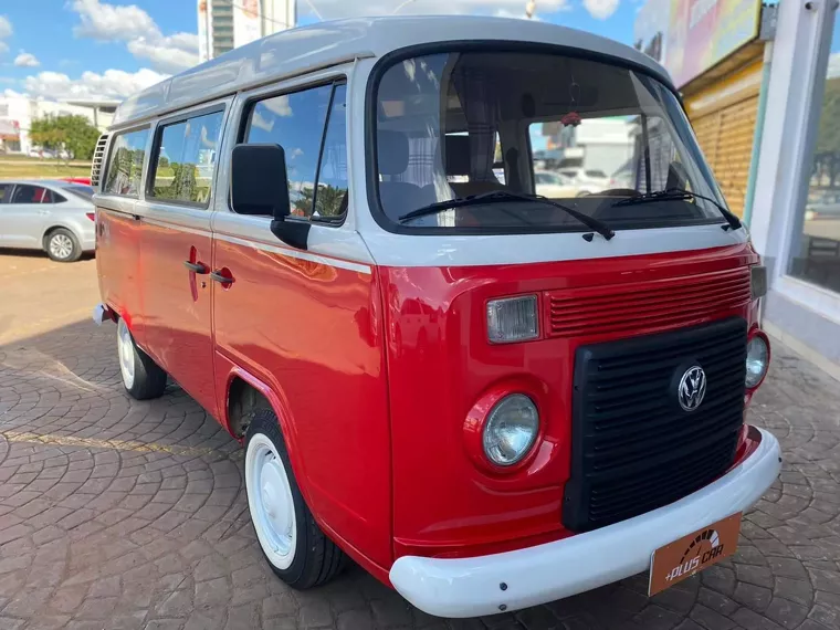 Volkswagen Kombi Branco 13