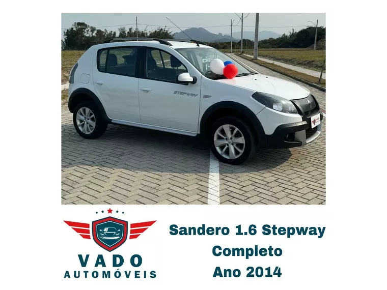 Renault Sandero Branco 1