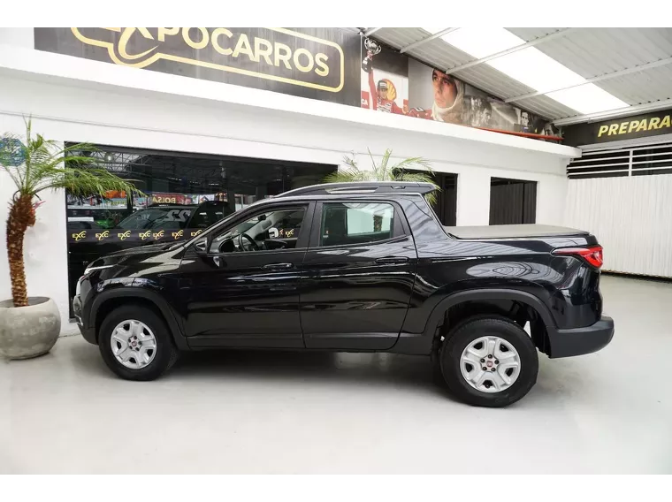 Fiat Toro Preto 2