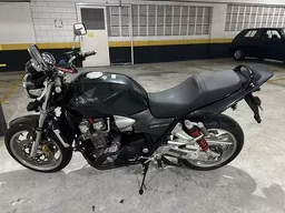 CB 1300