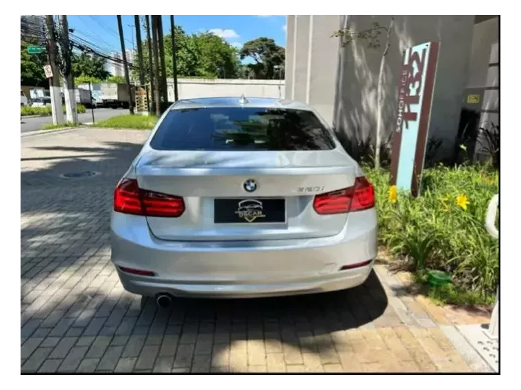 BMW 320i Prata 13