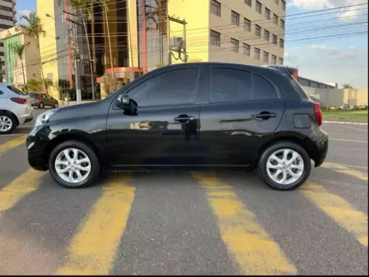 Nissan March Preto 6