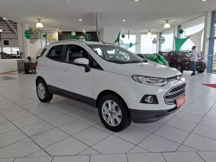 Ford Ecosport Branco 8