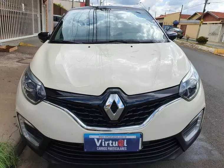 Renault Captur Bege 13