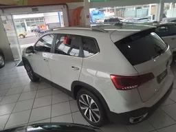 Volkswagen Taos