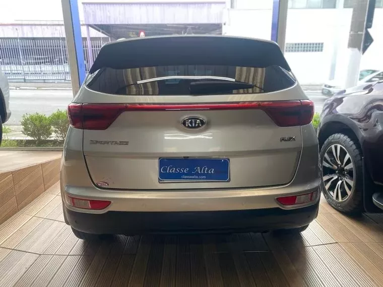 KIA Sportage Prata 9