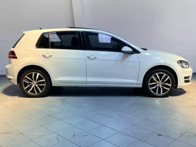 Volkswagen Golf Branco 3