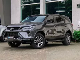 Toyota Hilux SW4